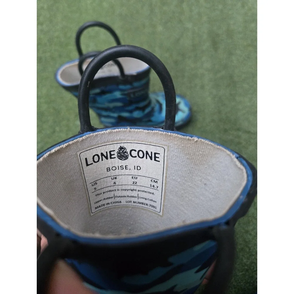 Lone Cone these toddlers